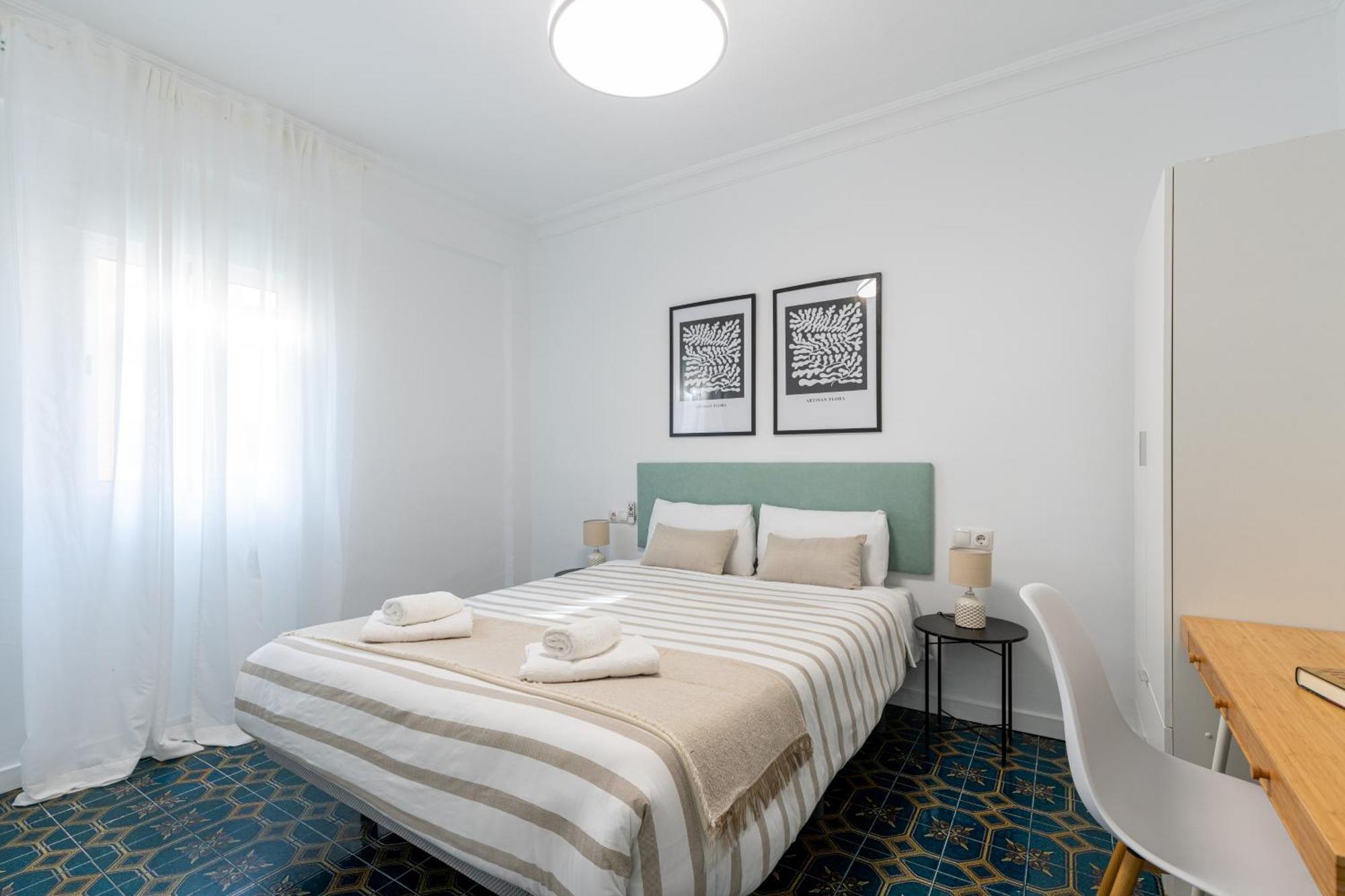 Piso Elegante Y Nuevo De 3 Habitaciones Y 2 Banos Seville Exterior photo